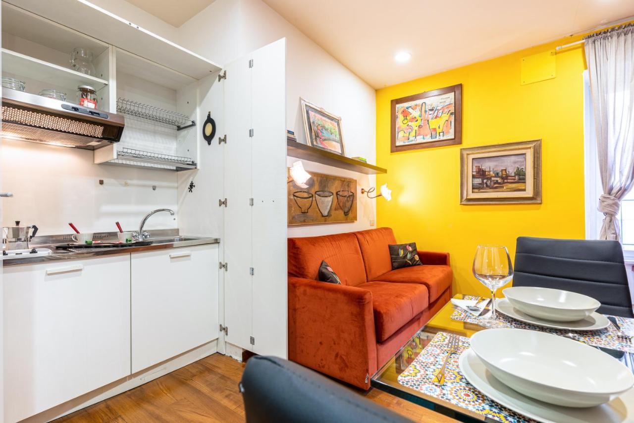 Rome As You Feel - Cozy Apartments In San Giovanni Exterior photo